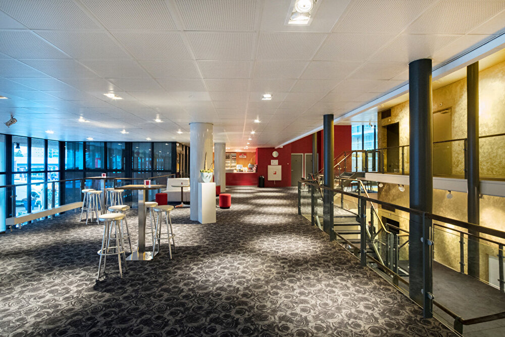 Isala Theater
