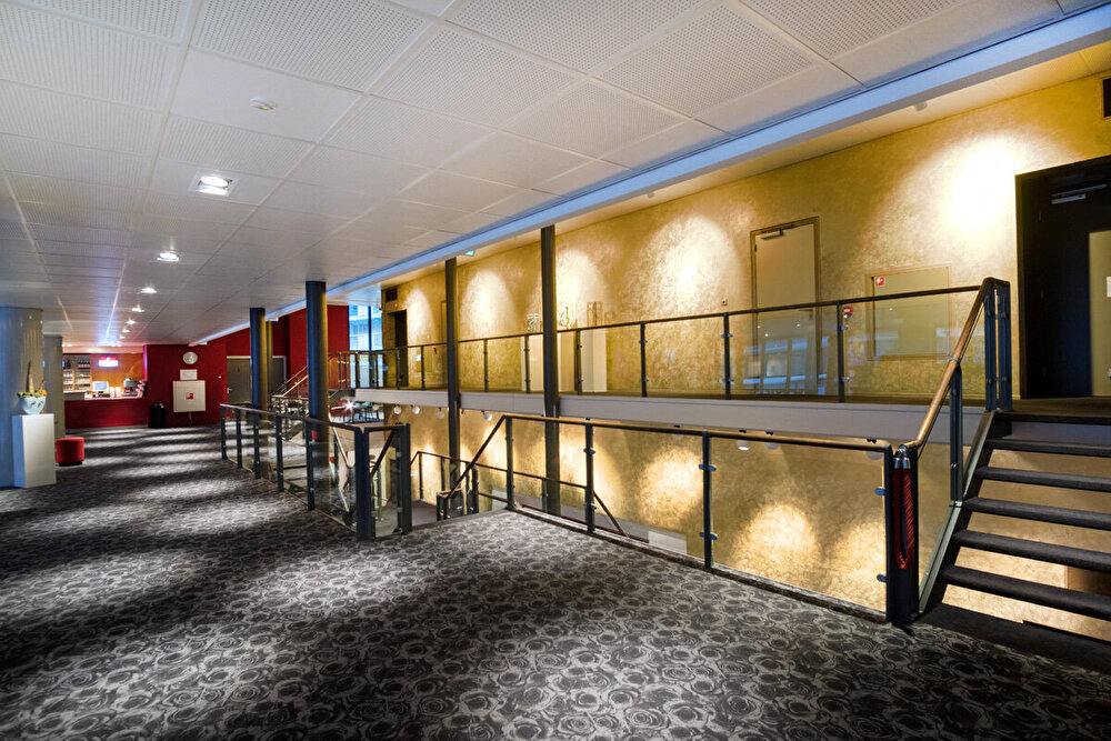 Isala Theater