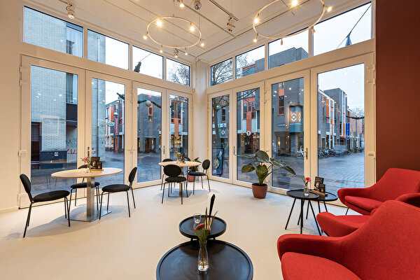 Douwe Egberts Café